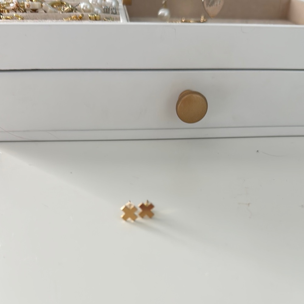 Enewton earrings